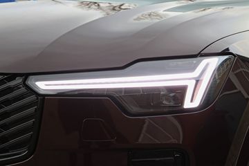 Voertuigafbeelding 9