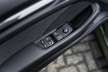 Voertuigafbeelding 48