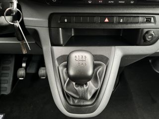 Voertuigafbeelding 28