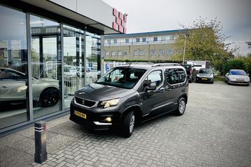 Voertuigafbeelding 12