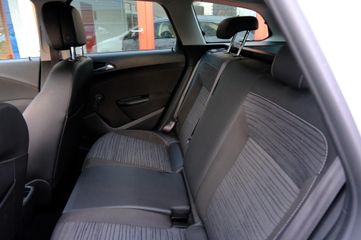 Voertuigafbeelding 18