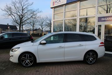 Voertuigafbeelding 4