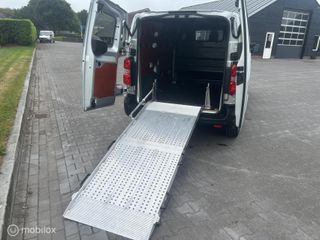 Voertuigafbeelding 5