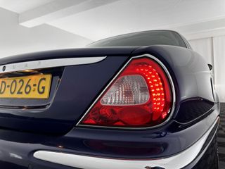 Voertuigafbeelding 25