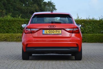 Voertuigafbeelding 10