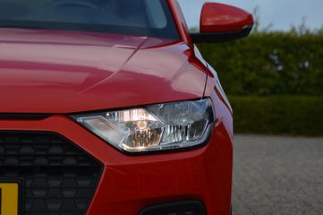 Voertuigafbeelding 6