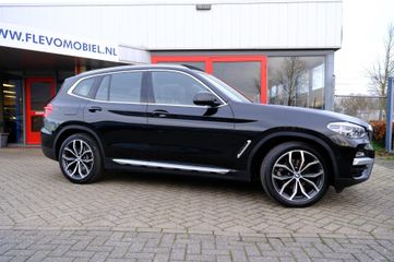 Voertuigafbeelding 3