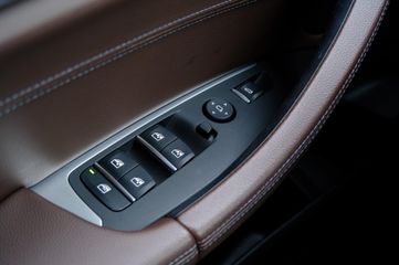 Voertuigafbeelding 32