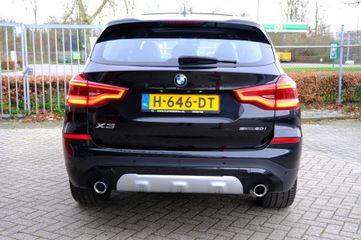 Voertuigafbeelding 7