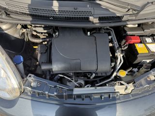 Voertuigafbeelding 12