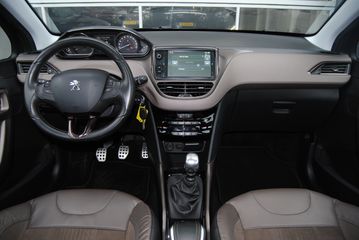 Voertuigafbeelding 2