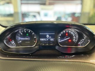 Voertuigafbeelding 17