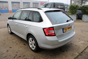 Voertuigafbeelding 5