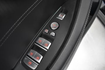 Voertuigafbeelding 33