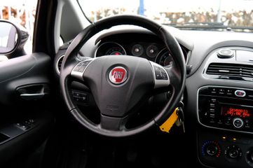 Voertuigafbeelding 5