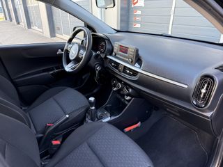 Voertuigafbeelding 12