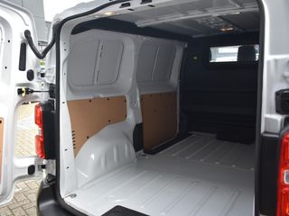 Voertuigafbeelding 26