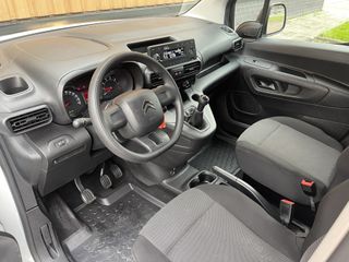 Voertuigafbeelding 8