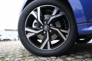 Voertuigafbeelding 8