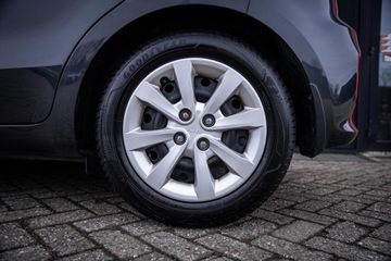 Voertuigafbeelding 5