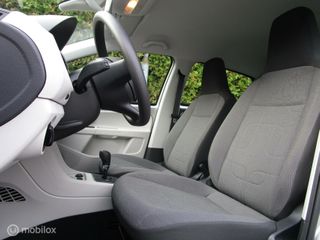 Voertuigafbeelding 8