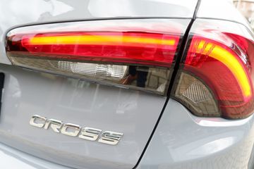 Voertuigafbeelding 10