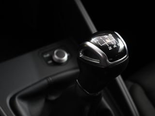 Voertuigafbeelding 30