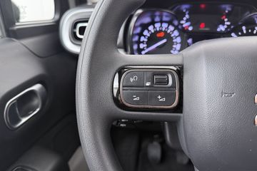 Voertuigafbeelding 19