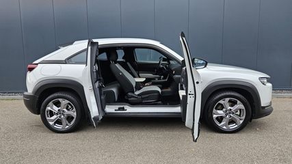 Voertuigafbeelding 24