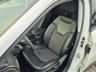 Voertuigafbeelding 38