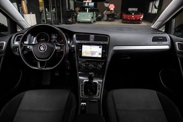 Voertuigafbeelding 1