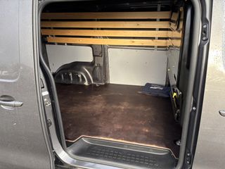 Voertuigafbeelding 15