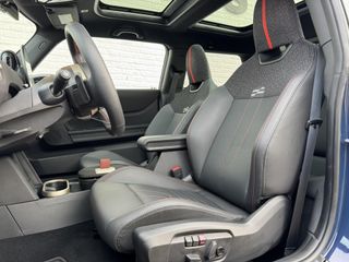 Voertuigafbeelding 3