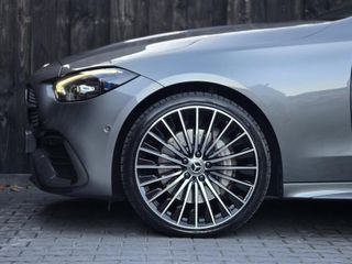 Voertuigafbeelding 12