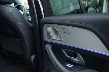 Voertuigafbeelding 13