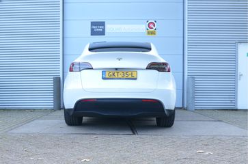 Voertuigafbeelding 8