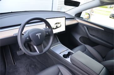 Voertuigafbeelding 9