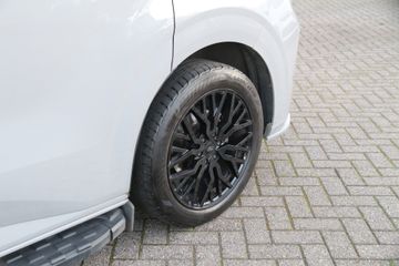 Voertuigafbeelding 5