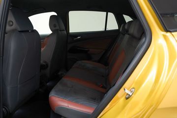 Voertuigafbeelding 10