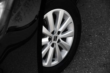 Voertuigafbeelding 6