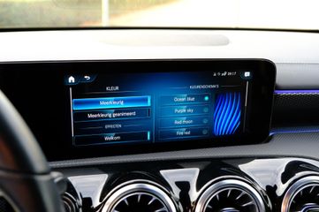 Voertuigafbeelding 18