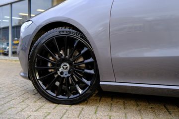 Voertuigafbeelding 35