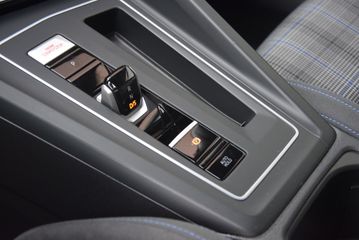 Voertuigafbeelding 13