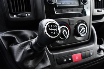 Voertuigafbeelding 15