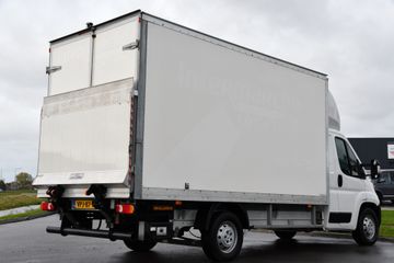 Voertuigafbeelding 5