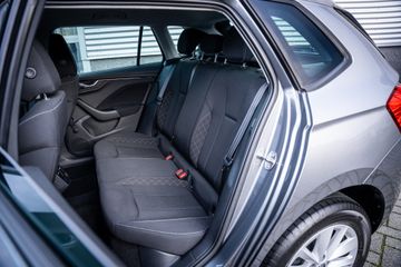 Voertuigafbeelding 9