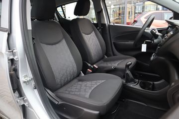 Voertuigafbeelding 12