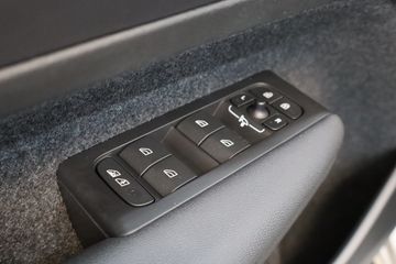 Voertuigafbeelding 42