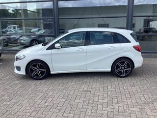 Voertuigafbeelding 11