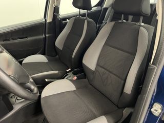 Voertuigafbeelding 8